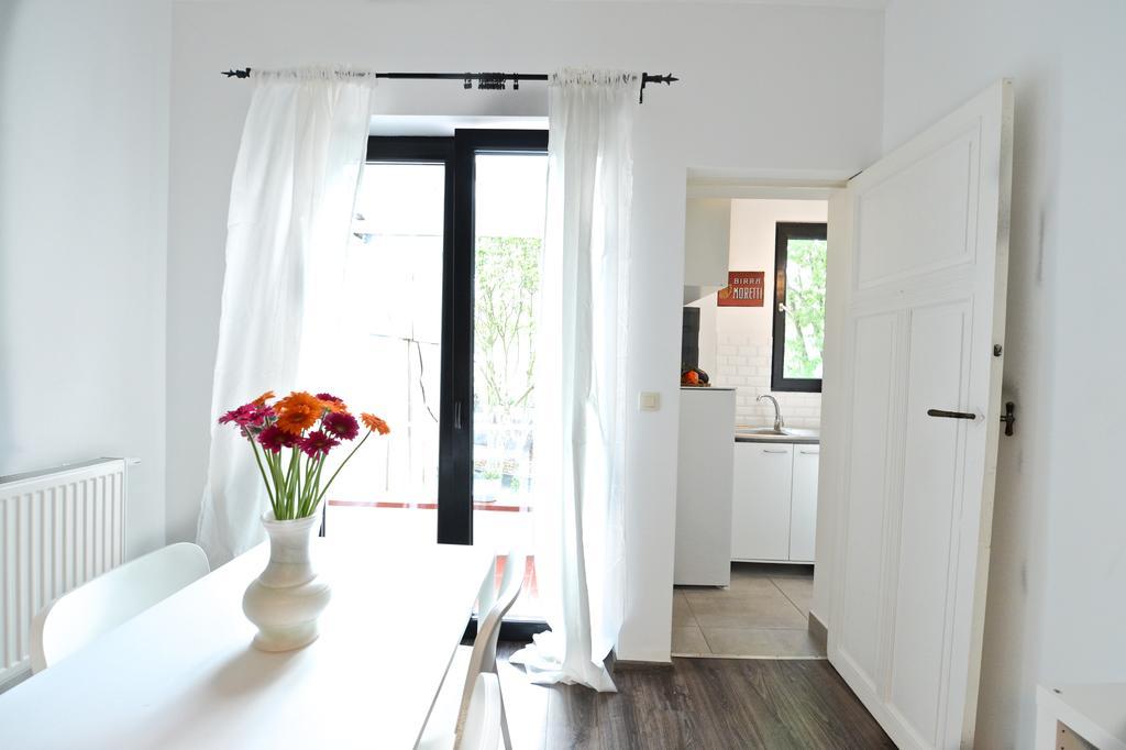 European Area Apartments Brussels Exterior photo