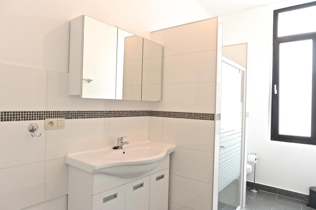 European Area Apartments Brussels Exterior photo
